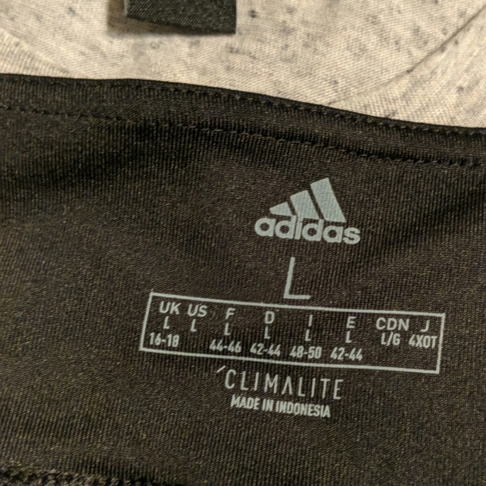 Adidas work out set - Picture 5 of 6